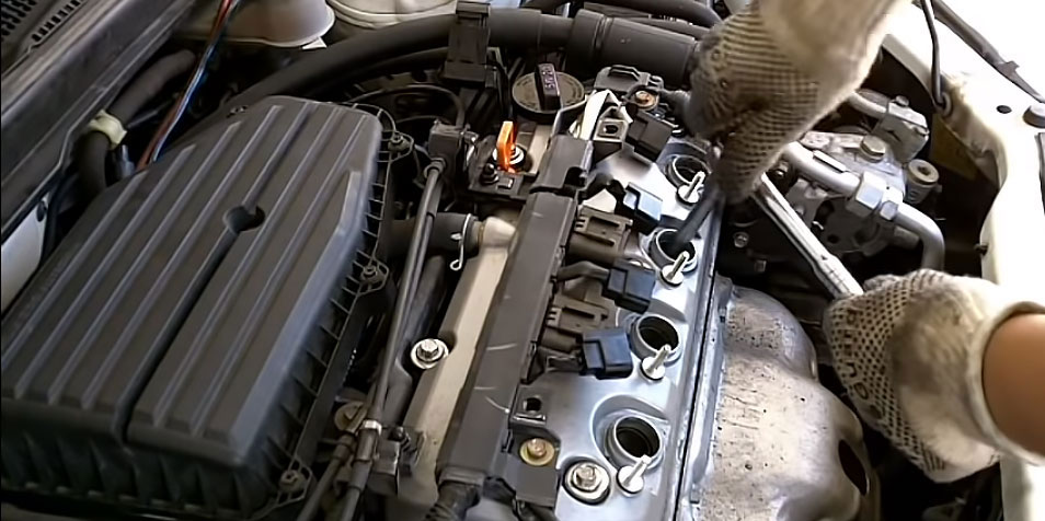 Меняем свечи зажигания opel