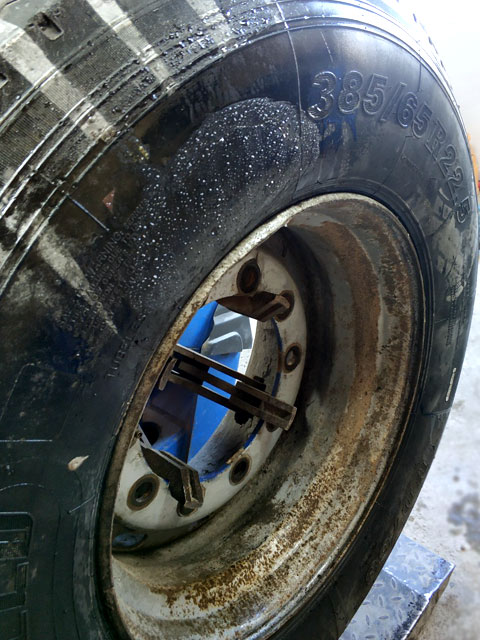 грузовой шиномонтаж