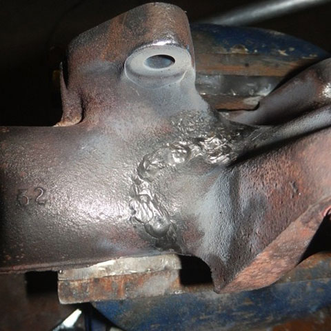 Сварка замасленного чугуна. Как заварить чугунную. Сварка чугуна полуавтоматом. Сварка чугуна полуавтоматом. Как заварить чугунную.